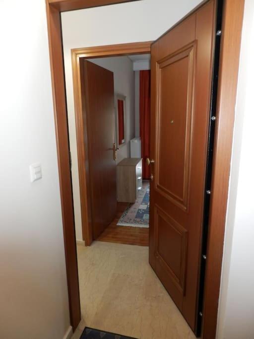 Your Cozy Six Street Apartment Lárisza Kültér fotó